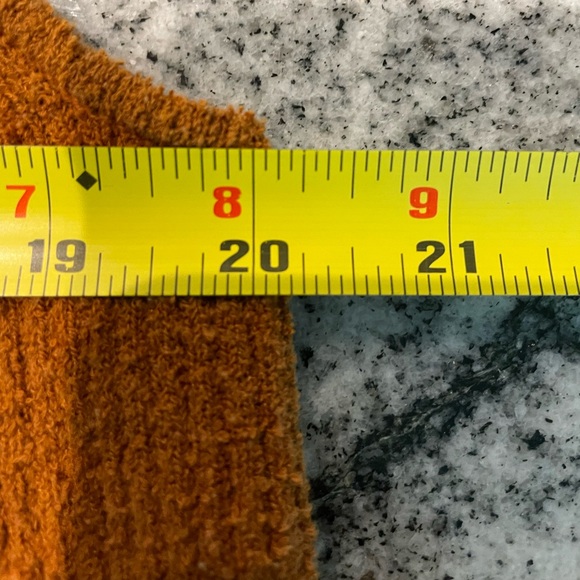 Madewell | Size XL | Sweater Tank | Mustard | Kingston | Button Up | Cropped - Picture 8 of 10